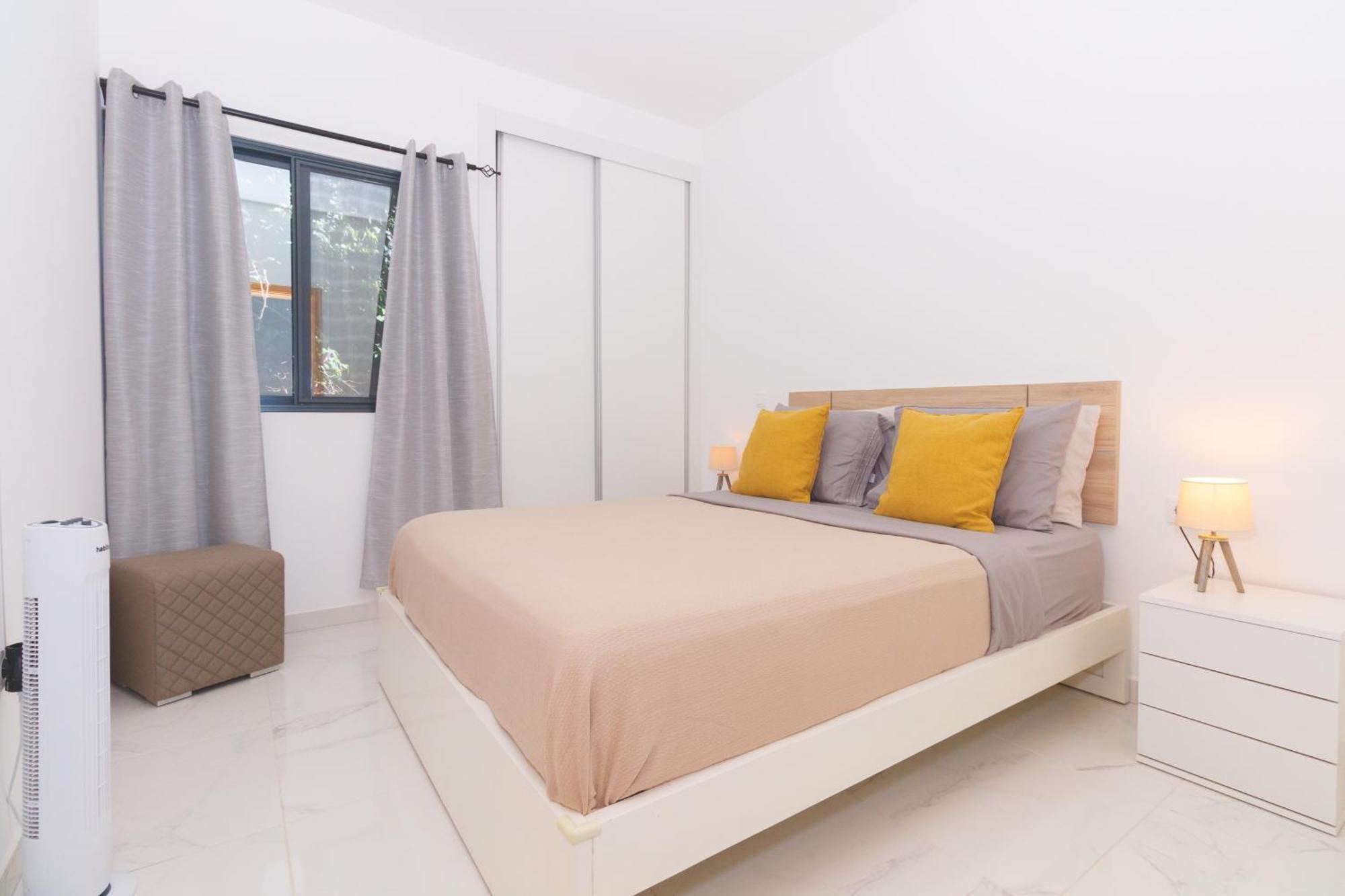Brand New Spacious T3 Apartment In Santa Maria Kültér fotó