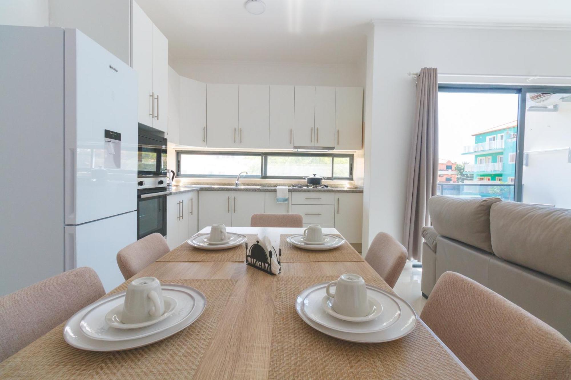 Brand New Spacious T3 Apartment In Santa Maria Kültér fotó
